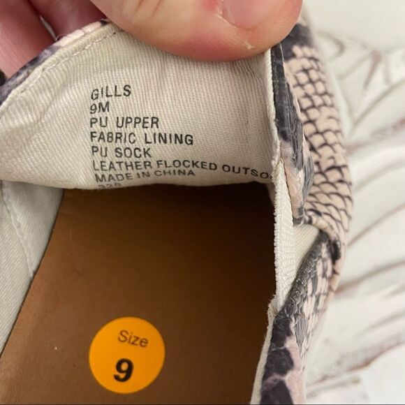 Steve Madden Gills Slip On Sneaker - Snake size 9 - Picture 6 of 7